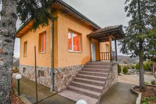 Дома для отпуска Guest House Gorski Kut Granitovo Дом с 5 спальнями-1